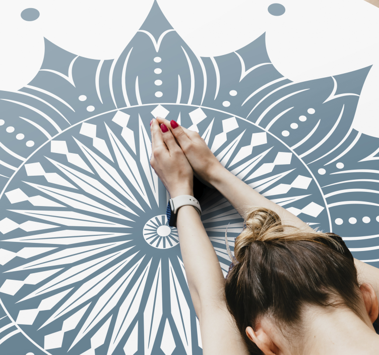 Mandala rug intricate floral design - TenStickers