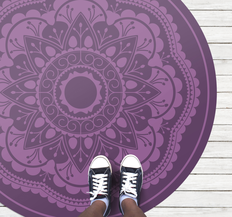 Purple circular design mandala rug - TenStickers