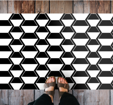 Geometric rug in black and white pattern - TenStickers