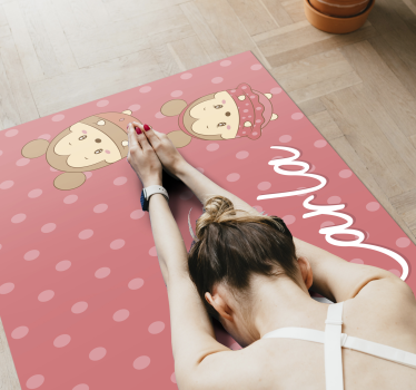 Baby mice with name kids rug - TenStickers