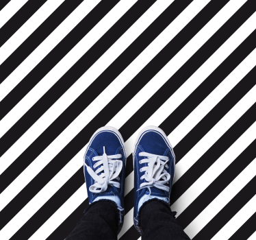 Diagonal black and white pattern square rug - TenStickers