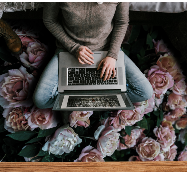 Graceful Bloom Arrangement floral rug - TenStickers