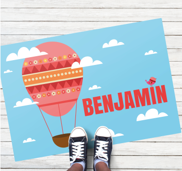 Red air balloon with name kids rug - TenStickers