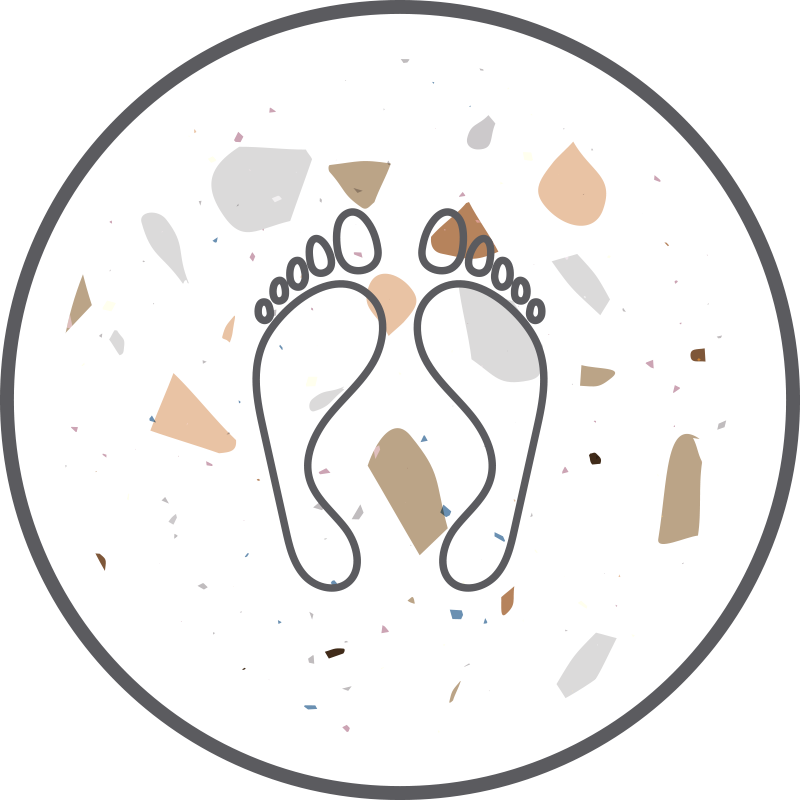 Abstract Footprint bathroom mat - TenStickers